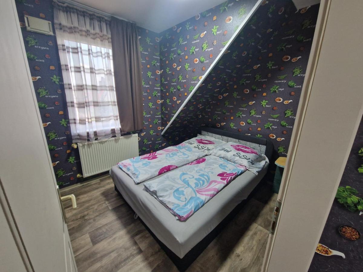 Marti 3 Bedroom Apartment Debrecen Luaran gambar