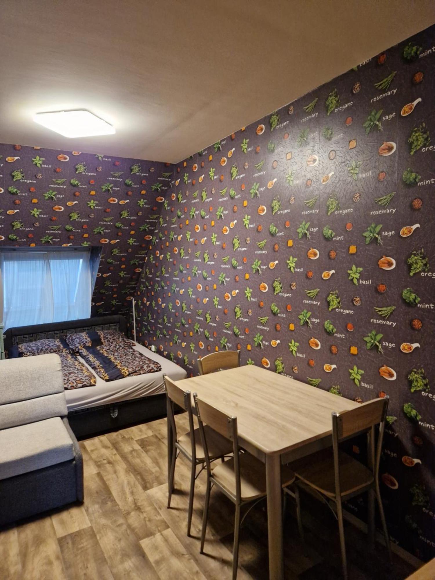 Marti 3 Bedroom Apartment Debrecen Bilik gambar